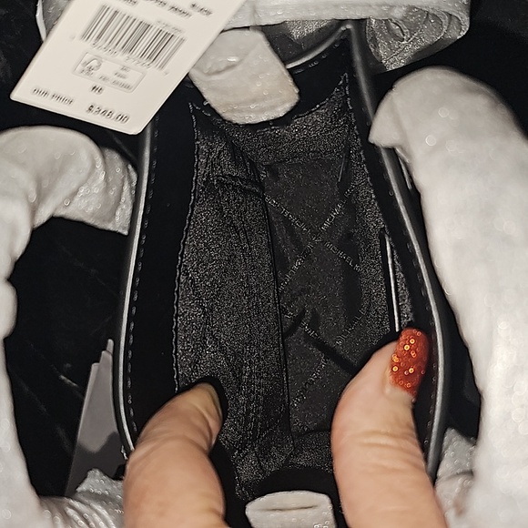 Michael Kors crossbody bag, black, NWT - Picture 5 of 6